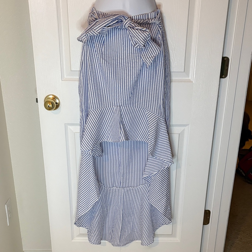 VENUS High-Low Striped Blue and White Skirt, Size Small